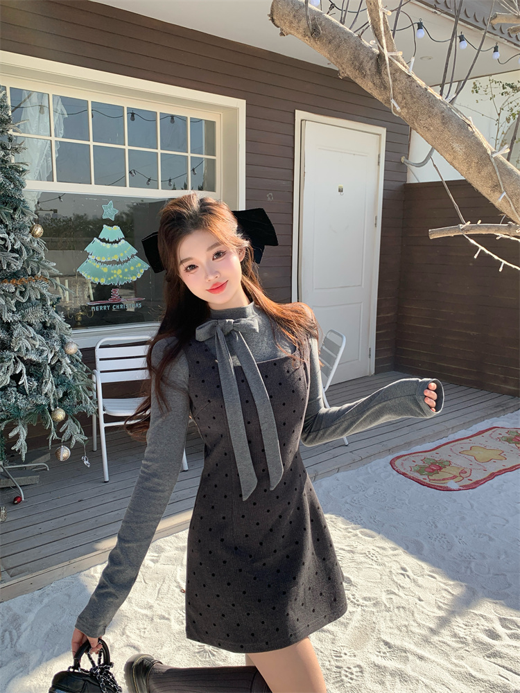 Sweet Two-Piece Set with Bow Long-Sleeve T-Shirt and Polka Dot Pinafore Dress for Women Spring Layering