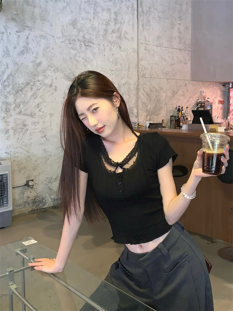 Women's Short Sleeve Slim Fit Lace Panel Black Crop Top 2026 Summer