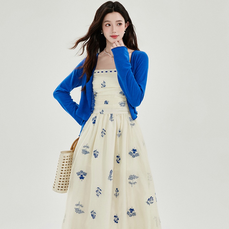 Dreamy Floral Vacation Cami Dress with Cardigan Slimming French Style Two-Piece Set - Image 5