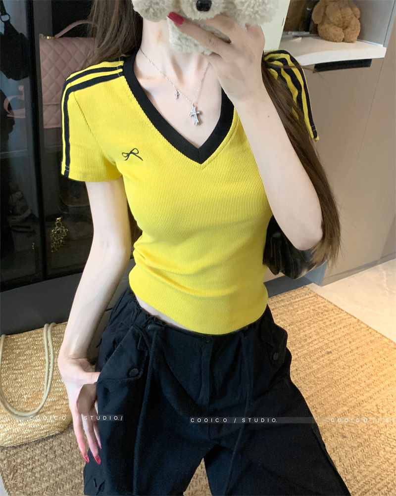Bow V-Neck White Short Sleeve T-Shirt for Women Summer Slim Fit Cropped Top - Image 3