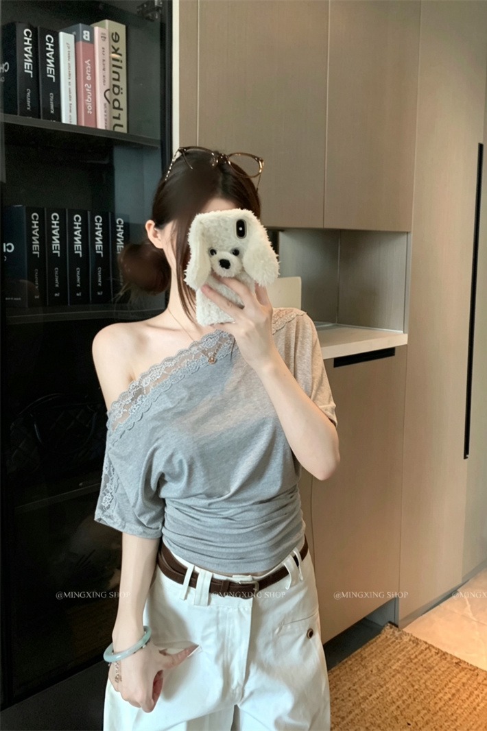 Women's Off-Shoulder Loose T-Shirt Summer Slim Fit Sexy Top - Image 5